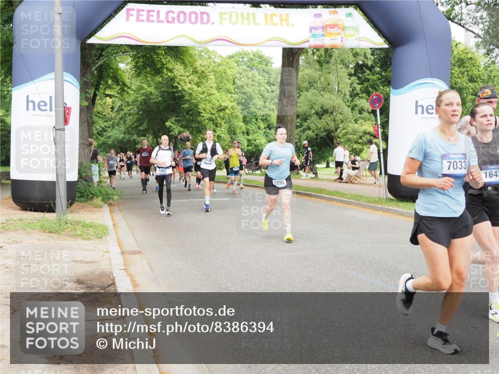 29.06.2025 - hella hamburg halbmarathon MichiJ http://msf.ph/oto/8386394 29.06.2025 10:47:37 Zwischen KM18-KM19 1364, 1453, 1653, 2086, 3097, 4068, 6921, 7033, 8923, 9020, 9021, 10031, 10036, 10943, 13459, 13488, 15525, 15673, 16439, 17860, 17951 meine-sportfotos.de