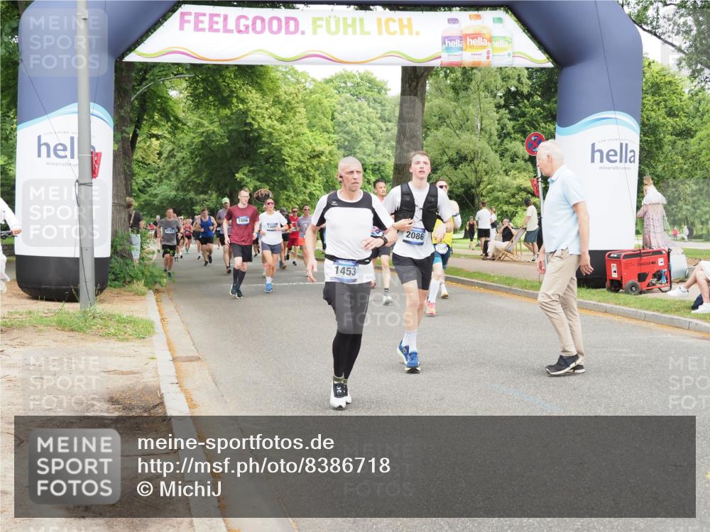 29.06.2025 - hella hamburg halbmarathon MichiJ http://msf.ph/oto/8386718 29.06.2025 10:47:40 Zwischen KM18-KM19 1006, 1453, 2011, 2086, 3097, 6921, 7033, 8923, 9020, 9021, 10031, 10943, 13086, 15525, 16439, 17860 meine-sportfotos.de