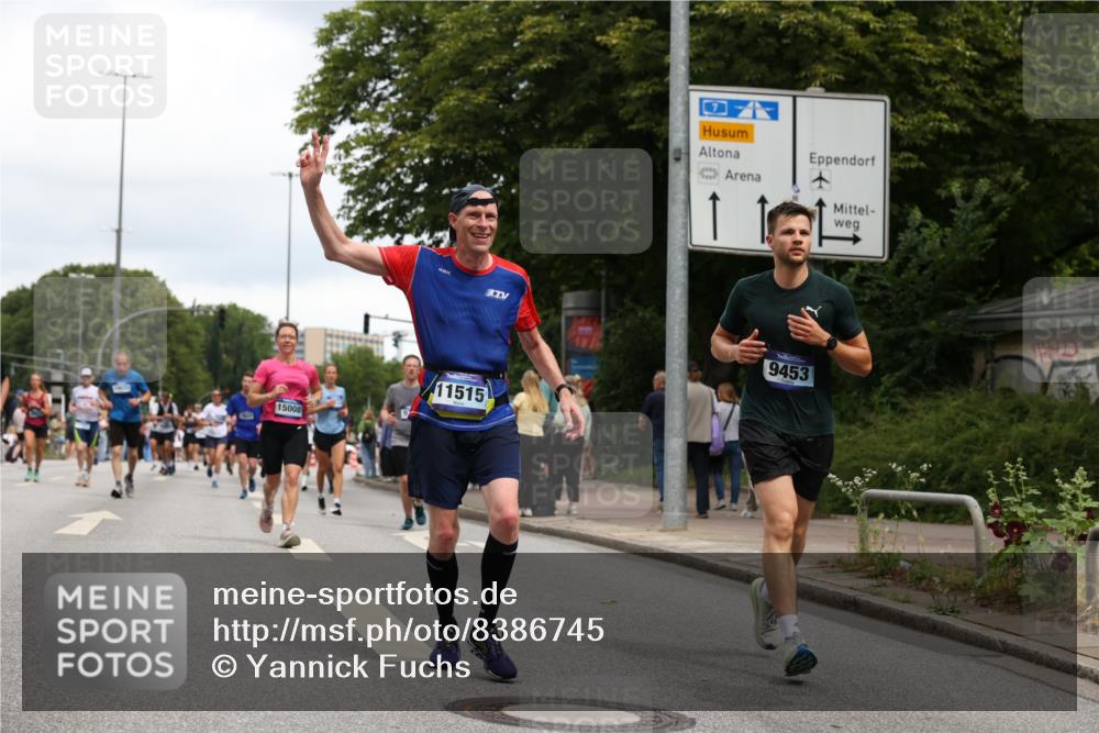 29.06.2025 - hella hamburg halbmarathon Yannick Fuchs http://msf.ph/oto/8386745 29.06.2025 10:55:26 20KM 1823, 2086, 2391, 2426, 2591, 3400, 4068, 5379, 5613, 5870, 6391, 6674, 7033, 7049, 7757, 8177, 8531, 8590, 9071, 9453, 9752, 9932, 10031, 10882, 11465, 11515, 12377, 12787, 13064, 13086, 13491, 13558, 14605, 14628, 15008, 15733, 16128, 16145, 16614, 17181, 17670 meine-sportfotos.de