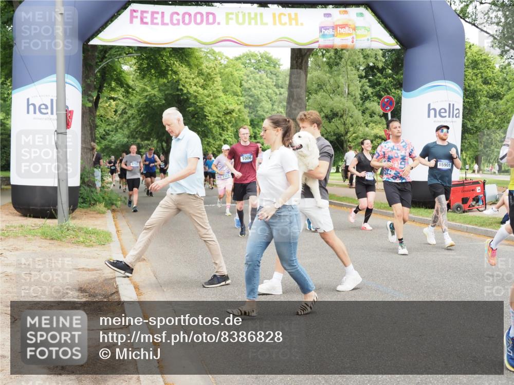 29.06.2025 - hella hamburg halbmarathon MichiJ http://msf.ph/oto/8386828 29.06.2025 10:47:42 Zwischen KM18-KM19 1006, 1414, 1453, 2011, 2086, 2322, 2323, 7033, 8923, 10943, 12787, 13086, 15525, 15901, 16439, 17860 meine-sportfotos.de