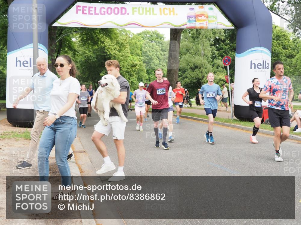 29.06.2025 - hella hamburg halbmarathon MichiJ http://msf.ph/oto/8386862 29.06.2025 10:47:43 Zwischen KM18-KM19 1006, 1414, 1453, 2011, 2086, 2322, 2323, 8923, 12787, 13086, 15525, 15901, 16439, 17860 meine-sportfotos.de