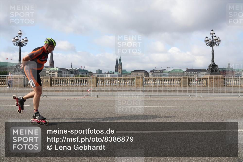 29.06.2025 - hella hamburg halbmarathon Lena Gebhardt http://msf.ph/oto/8386879 29.06.2025 08:52:56 Lombardsbrücke 280 meine-sportfotos.de