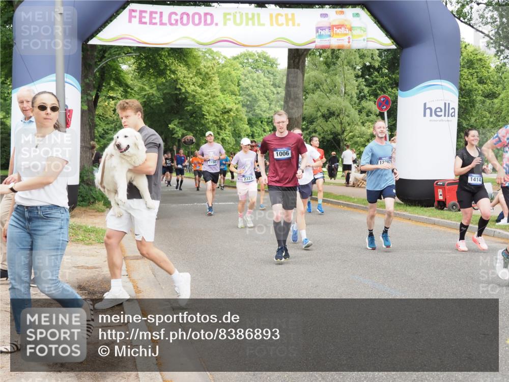 29.06.2025 - hella hamburg halbmarathon MichiJ http://msf.ph/oto/8386893 29.06.2025 10:47:43 Zwischen KM18-KM19 1006, 1414, 1453, 2011, 2086, 2322, 2323, 8923, 12787, 13086, 15525, 15901, 16439, 17860 meine-sportfotos.de