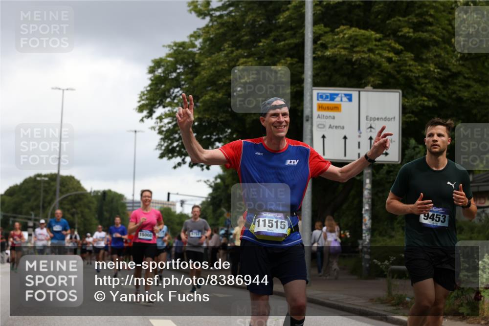 29.06.2025 - hella hamburg halbmarathon Yannick Fuchs http://msf.ph/oto/8386944 29.06.2025 10:55:27 20KM 2086, 2391, 2591, 3400, 4068, 5379, 5613, 5839, 5870, 6391, 6674, 7033, 7049, 7757, 8177, 8531, 8590, 9071, 9453, 9752, 9932, 10031, 10882, 11465, 11515, 12125, 12377, 12787, 13064, 13086, 13491, 13558, 14605, 14628, 15008, 15733, 16128, 16145, 16614, 17181, 17670 meine-sportfotos.de