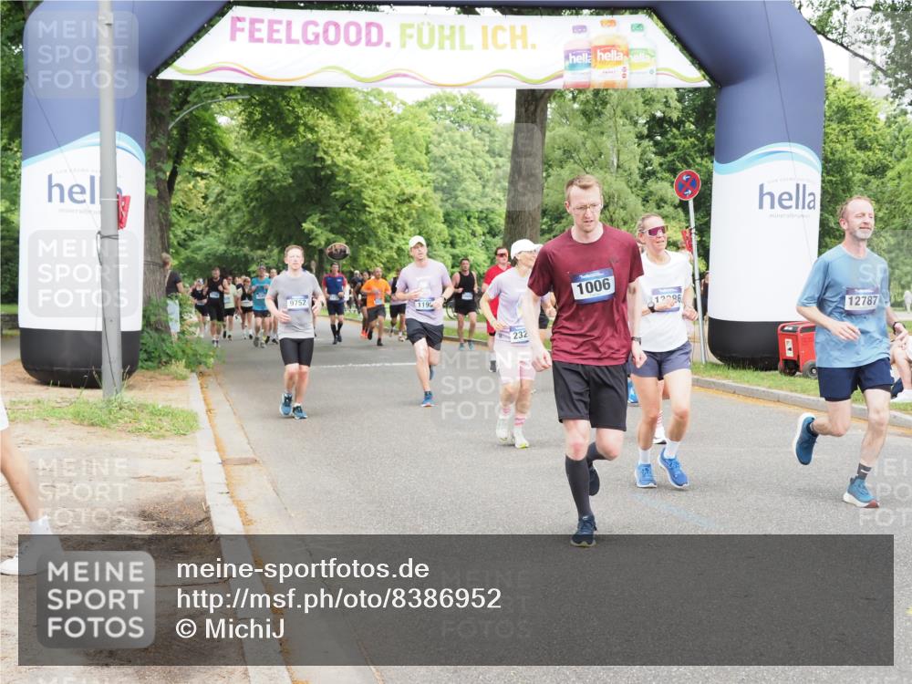 29.06.2025 - hella hamburg halbmarathon MichiJ http://msf.ph/oto/8386952 29.06.2025 10:47:44 Zwischen KM18-KM19 1006, 1190, 1414, 1453, 2011, 2086, 2322, 2323, 11782, 12787, 13086, 15901 meine-sportfotos.de