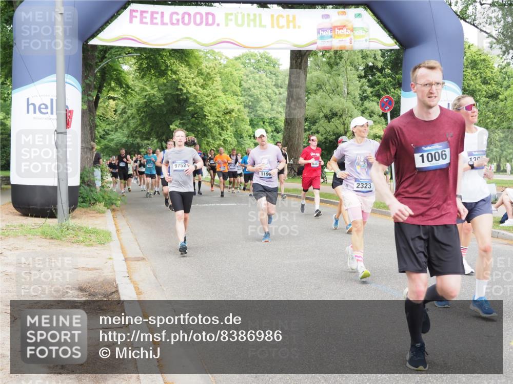 29.06.2025 - hella hamburg halbmarathon MichiJ http://msf.ph/oto/8386986 29.06.2025 10:47:45 Zwischen KM18-KM19 1006, 1190, 1414, 1453, 2011, 2086, 2322, 2323, 8483, 11702, 11782, 12787, 13086, 15901 meine-sportfotos.de