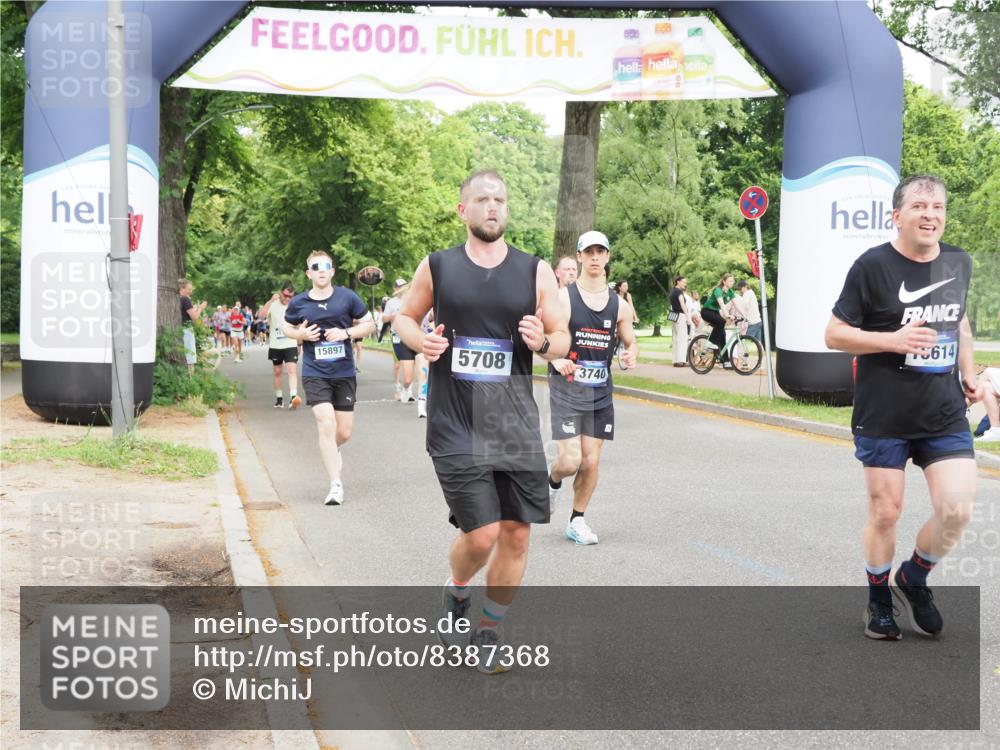 29.06.2025 - hella hamburg halbmarathon MichiJ http://msf.ph/oto/8387368 29.06.2025 10:47:55 Zwischen KM18-KM19 3740, 5602, 5603, 5708, 6580, 7006, 7757, 8154, 8421, 8422, 9932, 10797, 11465, 11515, 13516, 14605, 15897, 16614, 17045 meine-sportfotos.de