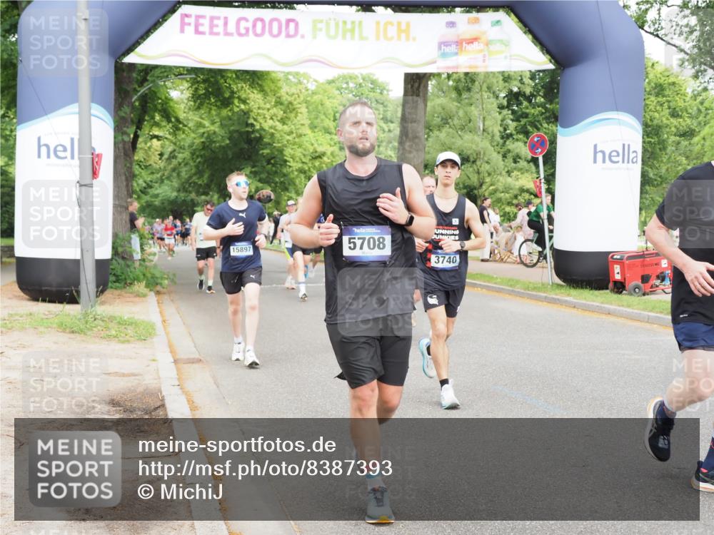 29.06.2025 - hella hamburg halbmarathon MichiJ http://msf.ph/oto/8387393 29.06.2025 10:47:55 Zwischen KM18-KM19 3740, 5602, 5603, 5708, 6580, 7006, 7757, 8154, 8421, 8422, 9932, 10797, 11465, 11515, 13516, 14605, 15897, 16614, 17045 meine-sportfotos.de
