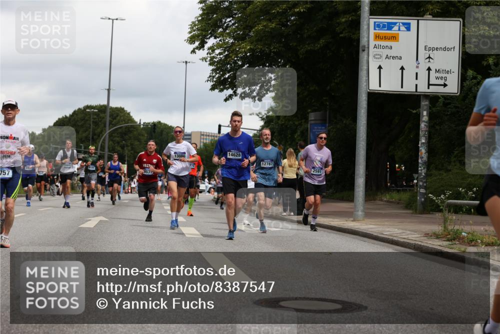 29.06.2025 - hella hamburg halbmarathon Yannick Fuchs http://msf.ph/oto/8387547 29.06.2025 10:55:33 20KM 2086, 2391, 2591, 3400, 4068, 5613, 5839, 5870, 6391, 7033, 7049, 7757, 8364, 8531, 8590, 9453, 9752, 9932, 10031, 10177, 10746, 10882, 11465, 11515, 12125, 12787, 13064, 13086, 13491, 13558, 13699, 14605, 14628, 15008, 15520, 15733, 16128, 16145, 16614, 17670 meine-sportfotos.de