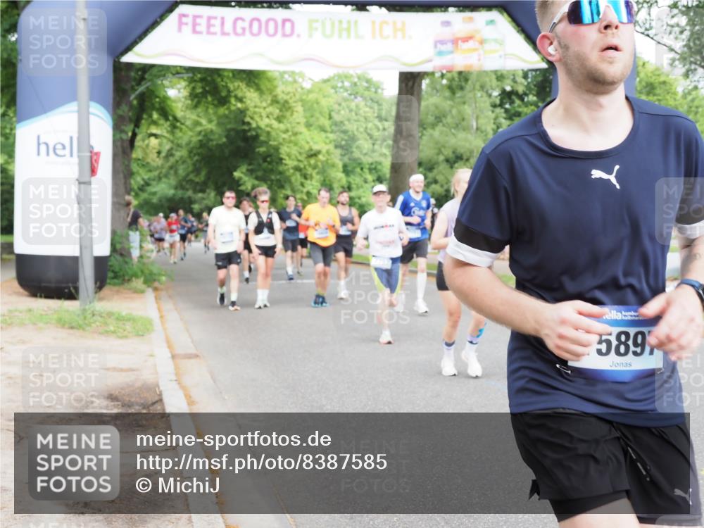 29.06.2025 - hella hamburg halbmarathon MichiJ http://msf.ph/oto/8387585 29.06.2025 10:47:58 Zwischen KM18-KM19 3400, 3740, 5602, 5603, 5708, 6580, 7006, 7757, 8154, 8807, 9932, 10797, 11515, 13516, 13558, 15897, 16614, 17045, 17181, 17894 meine-sportfotos.de