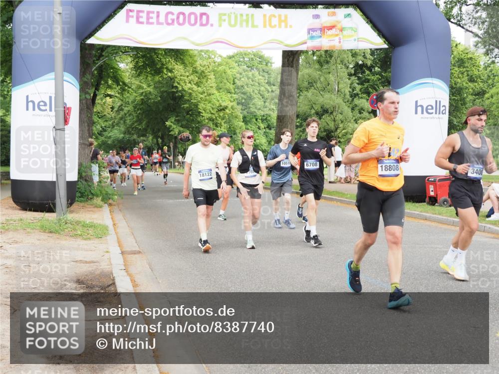 29.06.2025 - hella hamburg halbmarathon MichiJ http://msf.ph/oto/8387740 29.06.2025 10:48:02 Zwischen KM18-KM19 3400, 5602, 5603, 6708, 7757, 8807, 10295, 10519, 13558, 15897, 17181, 17894, 18122, 18808 meine-sportfotos.de