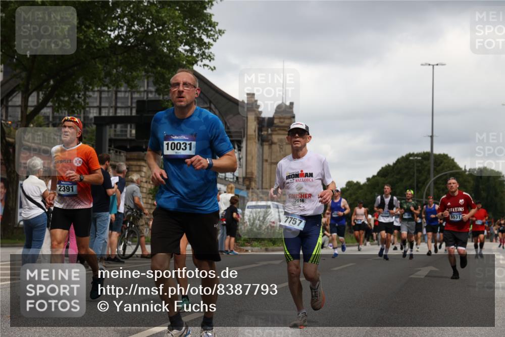 29.06.2025 - hella hamburg halbmarathon Yannick Fuchs http://msf.ph/oto/8387793 29.06.2025 10:55:34 20KM 2086, 2391, 2591, 3400, 4068, 5613, 5839, 5870, 6391, 7033, 7049, 7757, 8364, 8531, 8590, 9453, 9752, 9932, 10031, 10177, 10746, 10882, 11465, 11515, 12125, 12787, 13064, 13086, 13491, 13699, 14605, 14628, 15008, 15520, 15733, 16128, 16145, 16614, 17670 meine-sportfotos.de