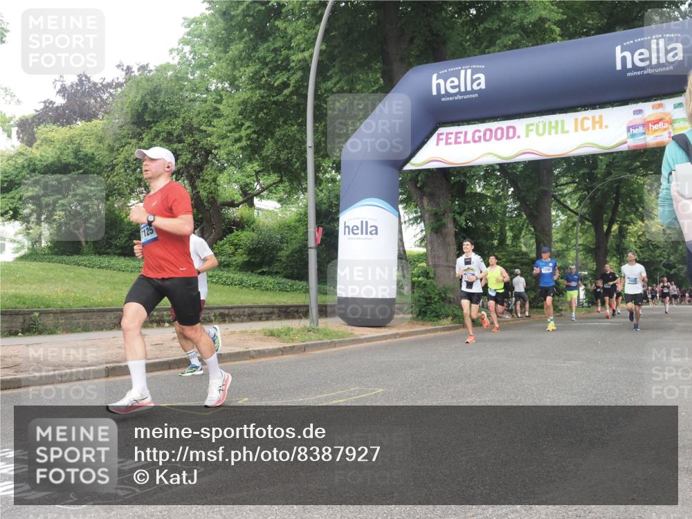 29.06.2025 - hella hamburg halbmarathon KatJ http://msf.ph/oto/8387927 29.06.2025 10:26:13 Zwischen KM18-KM19 6047, 6123 meine-sportfotos.de
