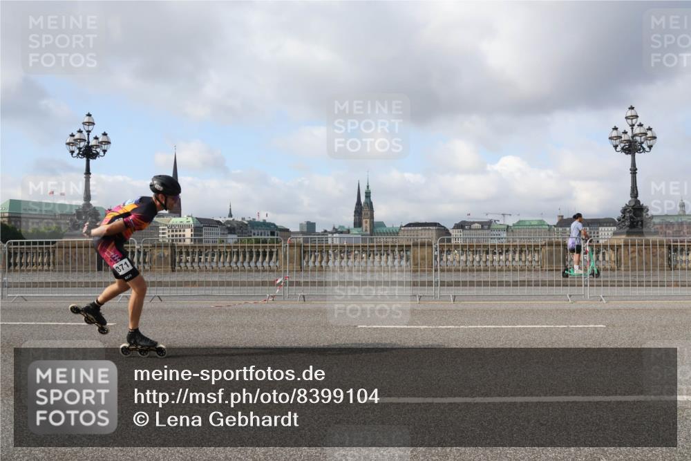 29.06.2025 - hella hamburg halbmarathon Lena Gebhardt http://msf.ph/oto/8399104 29.06.2025 08:53:09 Lombardsbrücke 371 meine-sportfotos.de