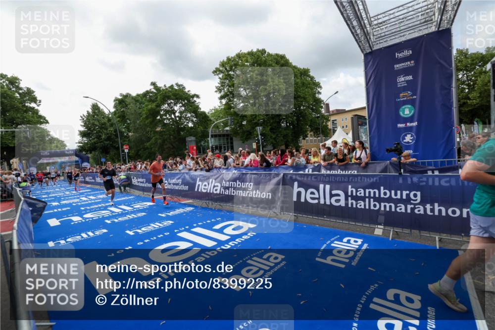 29.06.2025 - hella hamburg halbmarathon Zöllner http://msf.ph/oto/8399225 29.06.2025 10:36:27 Ziel 8084, 10404, 10680, 10852, 11304, 12051, 12916, 14075, 16158, 17192, 18062 meine-sportfotos.de