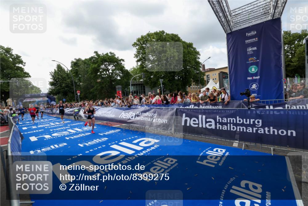29.06.2025 - hella hamburg halbmarathon Zöllner http://msf.ph/oto/8399275 29.06.2025 10:36:29 Ziel 8084, 9296, 10404, 10680, 10852, 11304, 12051, 12916, 14075, 17192, 17723, 18062 meine-sportfotos.de