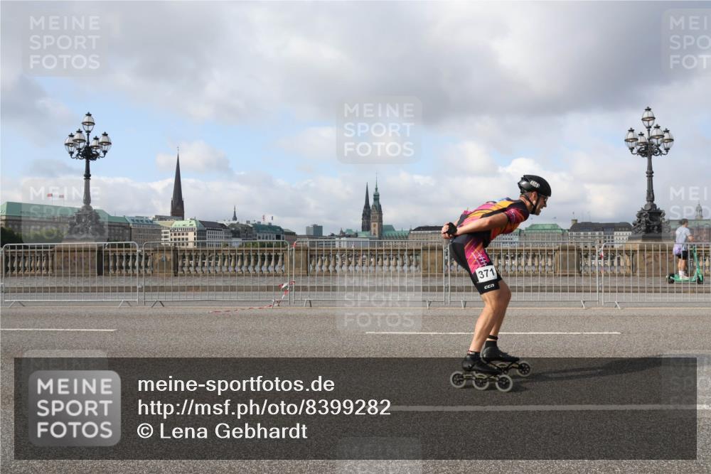 29.06.2025 - hella hamburg halbmarathon Lena Gebhardt http://msf.ph/oto/8399282 29.06.2025 08:53:10 Lombardsbrücke 371, 6569 meine-sportfotos.de