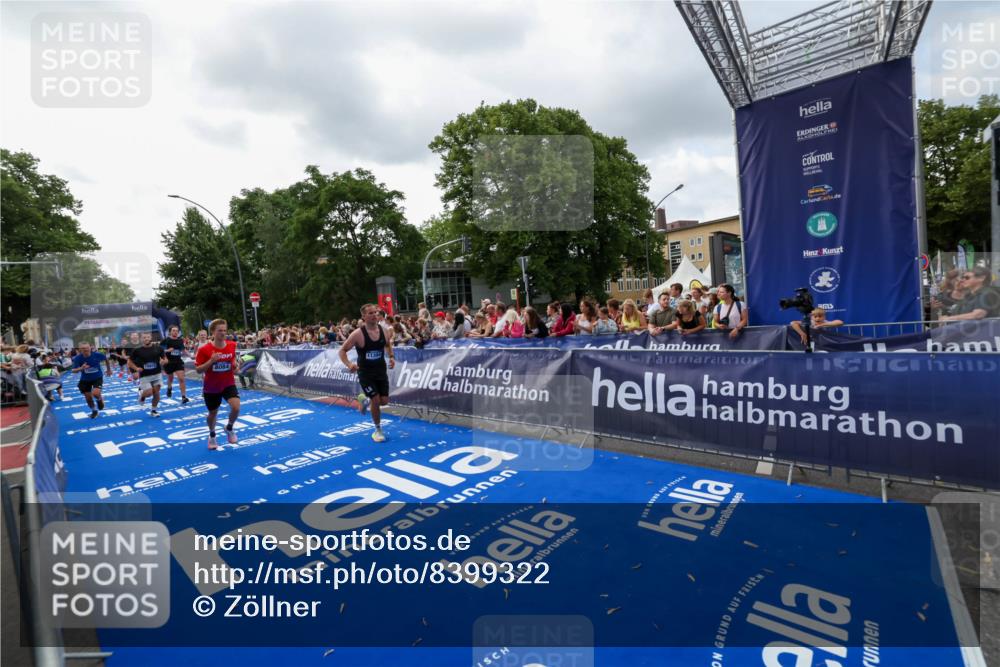 29.06.2025 - hella hamburg halbmarathon Zöllner http://msf.ph/oto/8399322 29.06.2025 10:36:31 Ziel 8084, 9296, 10404, 10680, 10852, 11304, 11833, 12916, 14075, 17723, 18062 meine-sportfotos.de