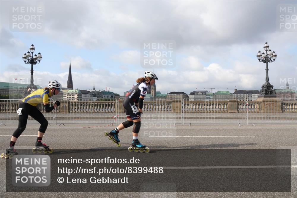 29.06.2025 - hella hamburg halbmarathon Lena Gebhardt http://msf.ph/oto/8399488 29.06.2025 08:53:11 Lombardsbrücke  meine-sportfotos.de