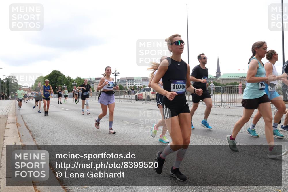 29.06.2025 - hella hamburg halbmarathon Lena Gebhardt http://msf.ph/oto/8399520 29.06.2025 10:49:51 Lombardsbrücke 1888, 15542, 15412, 10704, 162, 1040, 1041, 1487, 1511, 1625, 1805, 1888, 2212, 2466, 2668, 2862, 2997, 3183, 3383, 3943, 4090, 4769, 4870, 5076, 5106, 5552, 5694, 5749, 5751, 6191, 6694, 7301, 7305, 7339, 7366, 7650, 7679, 7722, 8065, 8254, 9015, 9162, 9261, 9940, 10333, 10403, 10617, 10683, 10704, 11030, 11558, 11631, 11760, 12124, 12388, 13128, 13309, 13381, 13744, 13764, 14505, 14545, 14692, 15626 meine-sportfotos.de