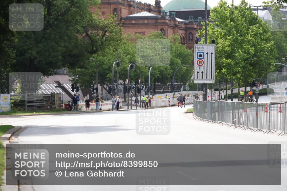 29.06.2025 - hella hamburg halbmarathon Lena Gebhardt http://msf.ph/oto/8399850 29.06.2025 09:20:14 Lombardsbrücke  meine-sportfotos.de