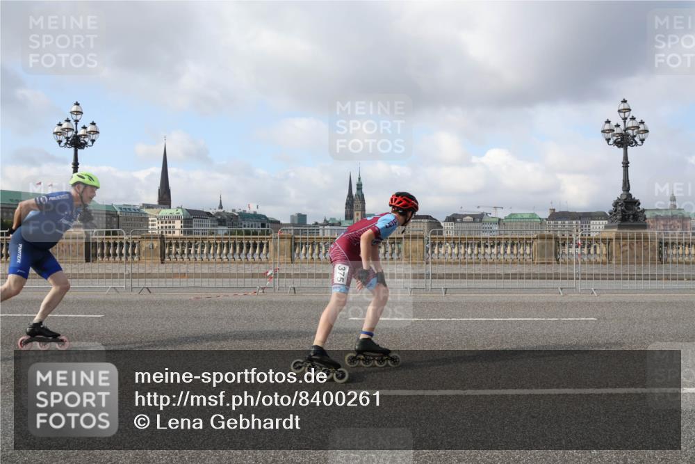 29.06.2025 - hella hamburg halbmarathon Lena Gebhardt http://msf.ph/oto/8400261 29.06.2025 08:53:15 Lombardsbrücke  meine-sportfotos.de