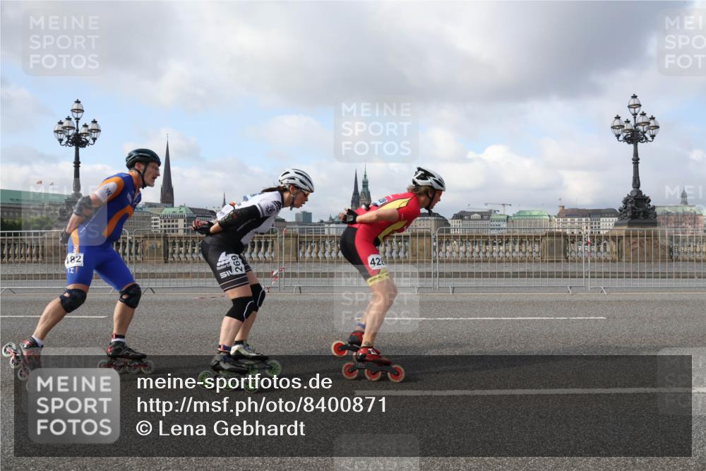29.06.2025 - hella hamburg halbmarathon Lena Gebhardt http://msf.ph/oto/8400871 29.06.2025 08:53:24 Lombardsbrücke 182, 269 meine-sportfotos.de