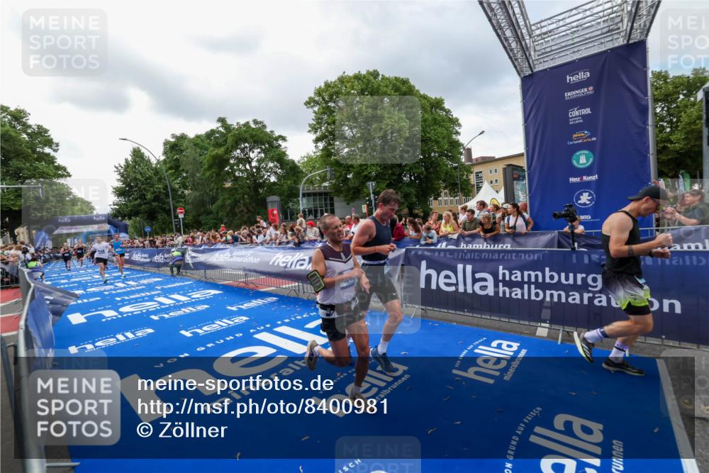 29.06.2025 - hella hamburg halbmarathon Zöllner http://msf.ph/oto/8400981 29.06.2025 10:37:21 Ziel 4860, 5003, 12900, 13854, 14387, 14459, 17137, 17726, 18824 meine-sportfotos.de
