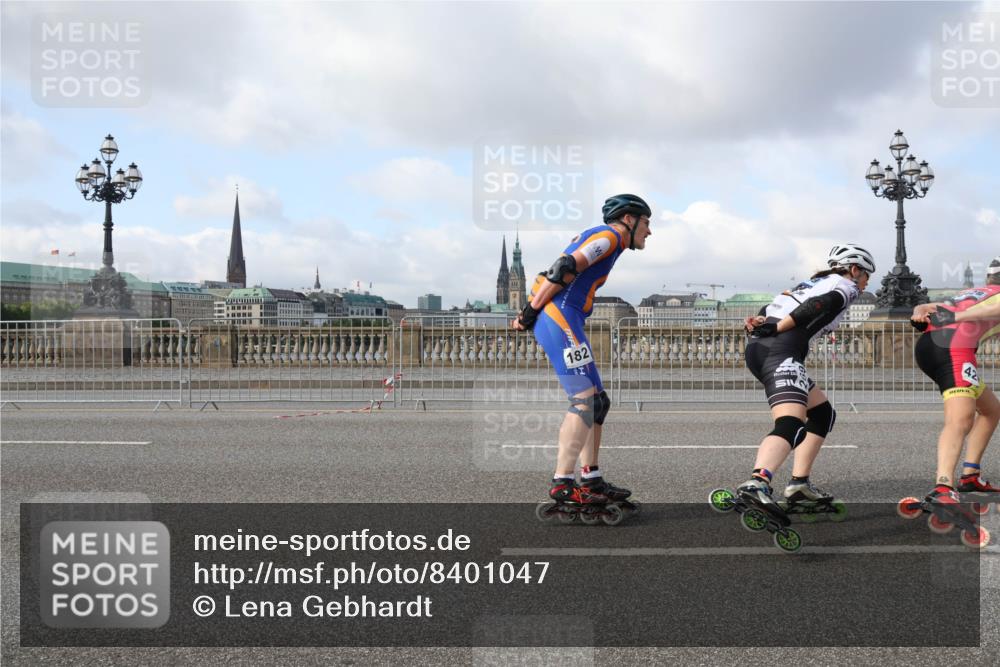 29.06.2025 - hella hamburg halbmarathon Lena Gebhardt http://msf.ph/oto/8401047 29.06.2025 08:53:25 Lombardsbrücke 182, 42 meine-sportfotos.de