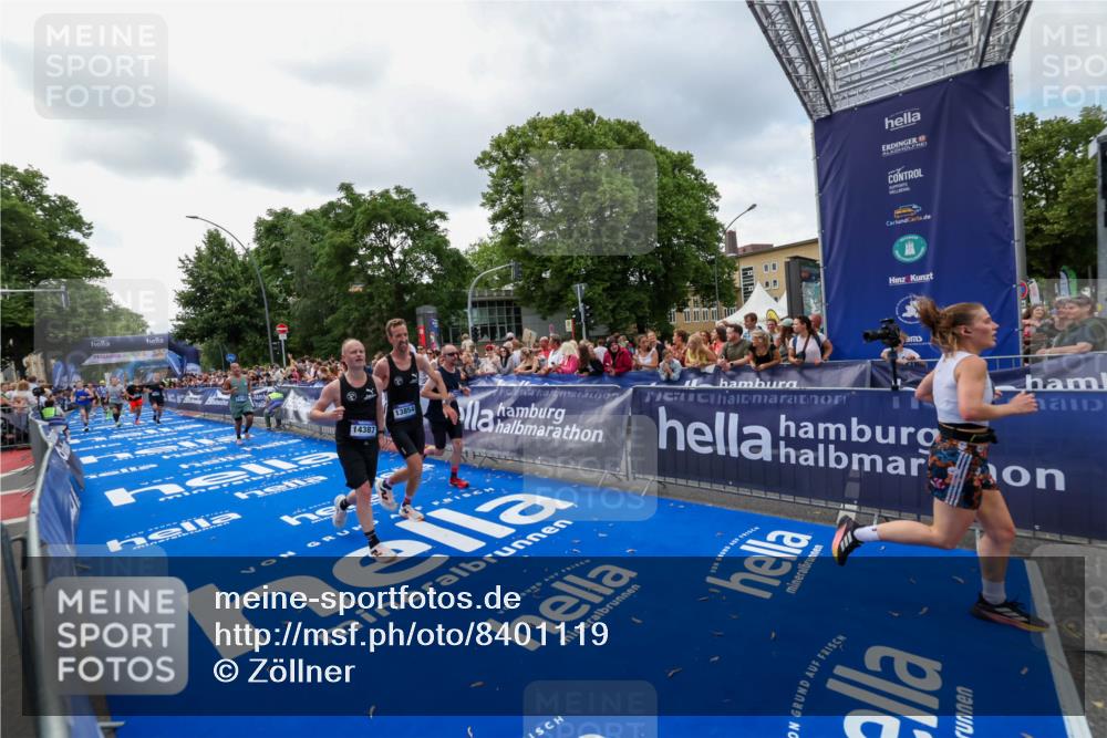29.06.2025 - hella hamburg halbmarathon Zöllner http://msf.ph/oto/8401119 29.06.2025 10:37:27 Ziel 2767, 9017, 12739, 13372, 13854, 14387, 14459, 15888, 17306, 18159, 18723, 18824 meine-sportfotos.de