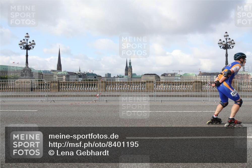 29.06.2025 - hella hamburg halbmarathon Lena Gebhardt http://msf.ph/oto/8401195 29.06.2025 08:53:25 Lombardsbrücke 182 meine-sportfotos.de