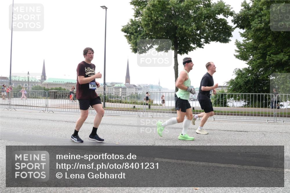 29.06.2025 - hella hamburg halbmarathon Lena Gebhardt http://msf.ph/oto/8401231 29.06.2025 10:50:01 Lombardsbrücke 7366, 1040, 1041, 1487, 1511, 1805, 1888, 2212, 2466, 2862, 2997, 3701, 3710, 3805, 3897, 4090, 4168, 4870, 5076, 5552, 5694, 5749, 5751, 5997, 6680, 6694, 6830, 7305, 7339, 7366, 7679, 7721, 7722, 7755, 8065, 8254, 9015, 9162, 9605, 9940, 10060, 10286, 10403, 10617, 10683, 10704, 11030, 11426, 11716, 11760, 12079, 12124, 12388, 13127, 13128, 13309, 13381, 13744, 13764, 13846, 14144, 14505, 14545, 14692, 14940, 15626 meine-sportfotos.de