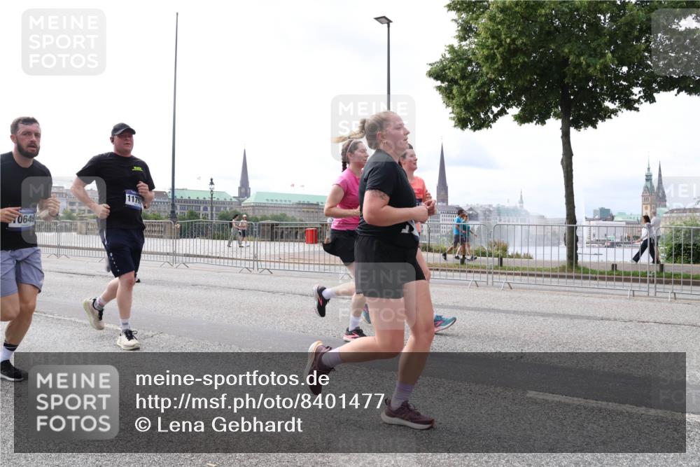 29.06.2025 - hella hamburg halbmarathon Lena Gebhardt http://msf.ph/oto/8401477 29.06.2025 10:23:51 Lombardsbrücke 1179, 0649, 1048, 1304, 1389, 1444, 1545, 2125, 2489, 3013, 3185, 4122, 4391, 4597, 4646, 4990, 5039, 5055, 5160, 5258, 5260, 5358, 5406, 5661, 5954, 6747, 7013, 7029, 7426, 7820, 8031, 8141, 8149, 8181, 8502, 8676, 8717, 9217, 9603, 9715, 10649, 11044, 11300, 11306, 11347, 11415, 11454, 11793, 11879, 12874, 13149, 14265, 14510, 14512, 14521, 15709, 15739, 15853, 16185, 16251, 17199 meine-sportfotos.de