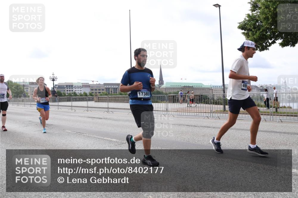 29.06.2025 - hella hamburg halbmarathon Lena Gebhardt http://msf.ph/oto/8402177 29.06.2025 10:23:54 Lombardsbrücke 676, 183, 17385, 499, 1048, 1304, 1389, 1444, 1545, 2125, 2489, 3013, 3185, 3579, 4122, 4391, 4597, 4646, 4990, 4993, 5039, 5055, 5160, 5258, 5260, 5358, 5406, 5661, 5954, 6747, 7013, 7029, 7426, 7920, 8031, 8141, 8149, 8181, 8187, 8502, 8676, 8717, 9217, 9603, 9715, 10649, 11044, 11300, 11306, 11347, 11415, 11454, 11793, 12874, 13149, 14510, 14512, 14521, 15709, 15739, 15853, 16185, 16251, 17199 meine-sportfotos.de