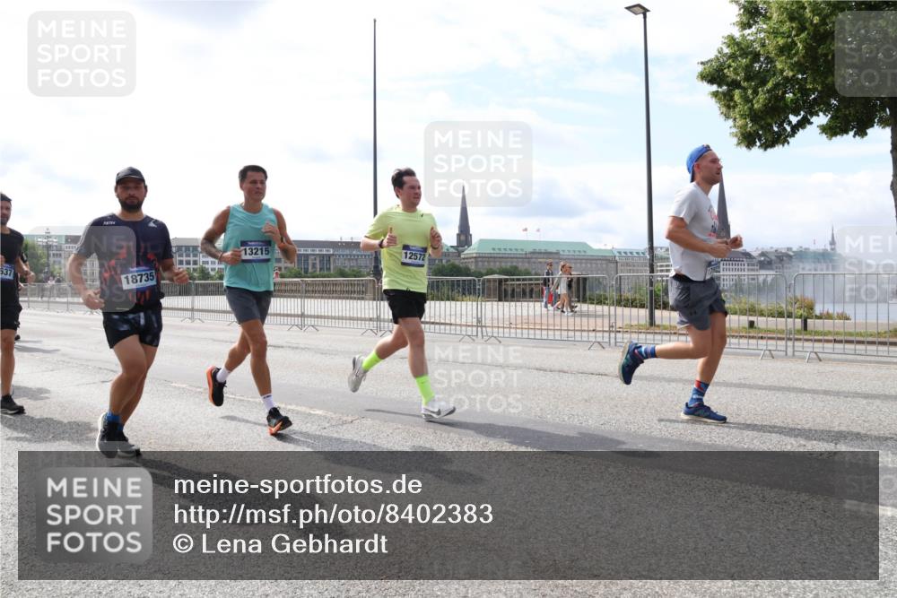 29.06.2025 - hella hamburg halbmarathon Lena Gebhardt http://msf.ph/oto/8402383 29.06.2025 10:16:19 Lombardsbrücke 637, 13215, 12572, 18735, 1156, 1212, 1244, 1308, 1599, 1651, 2071, 2076, 2165, 2347, 2436, 2803, 2835, 3030, 3134, 3156, 3167, 3484, 3648, 3687, 4478, 4583, 4637, 4828, 5046, 5294, 5423, 6024, 6488, 7158, 7358, 7753, 7897, 8169, 8274, 8295, 8554, 8597, 8645, 8707, 8746, 8847, 8885, 9601, 9628, 9664, 9675, 9784, 9802, 9810, 9881, 10076, 10107, 10139, 10141, 10183, 10292, 10844, 10990, 11113, 11303, 11344, 11345, 11478, 11774, 11783, 11818, 12427 meine-sportfotos.de