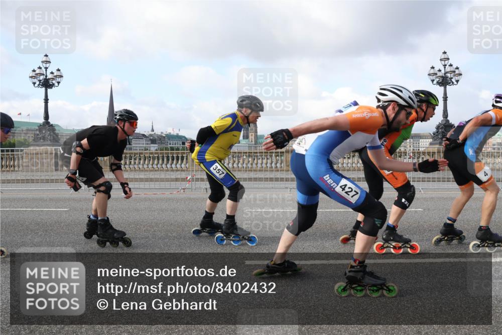 29.06.2025 - hella hamburg halbmarathon Lena Gebhardt http://msf.ph/oto/8402432 29.06.2025 08:53:29 Lombardsbrücke 357, 427 meine-sportfotos.de