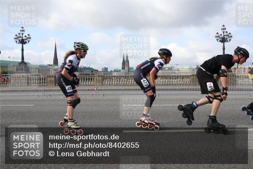 29.06.2025 - hella hamburg halbmarathon Lena Gebhardt http://msf.ph/oto/8402655 29.06.2025 08:53:29 Lombardsbrücke 491, 473, 191 meine-sportfotos.de