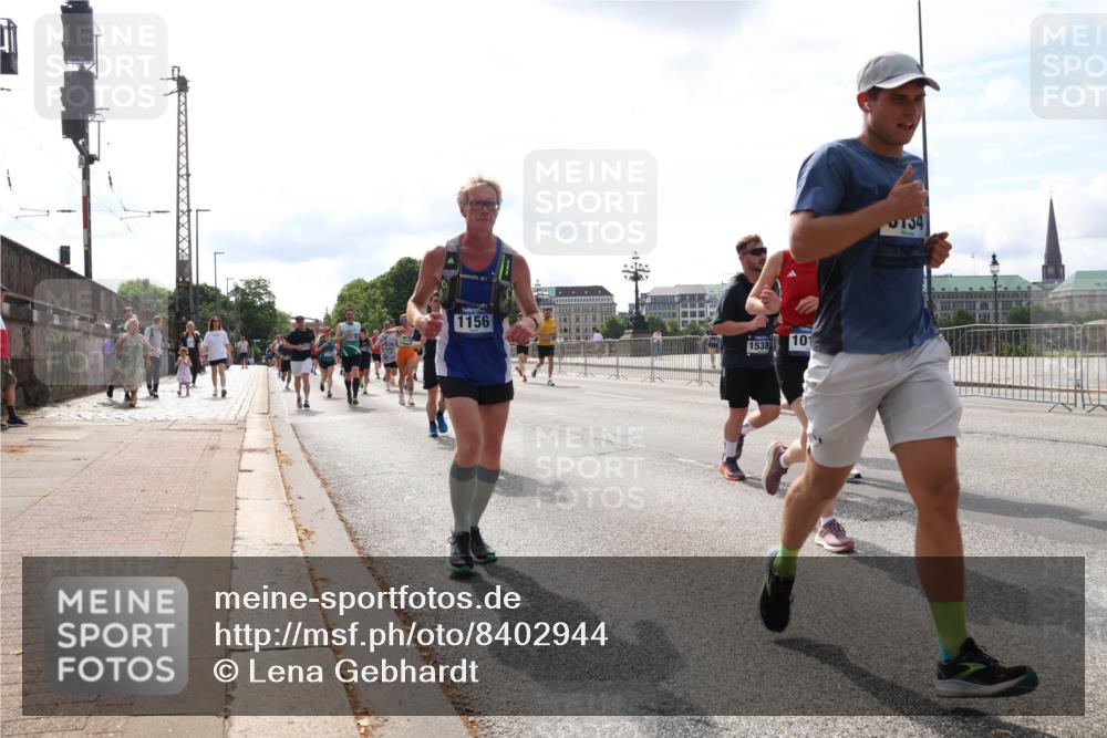 29.06.2025 - hella hamburg halbmarathon Lena Gebhardt http://msf.ph/oto/8402944 29.06.2025 10:16:21 Lombardsbrücke 1156, 1538, 101, 134, 1156, 1212, 1244, 1308, 1599, 1651, 1825, 2071, 2076, 2165, 2347, 2436, 2803, 2835, 2912, 3030, 3134, 3156, 3167, 3484, 3648, 3687, 4478, 4583, 4637, 4828, 5046, 5294, 5423, 6024, 6488, 7158, 7358, 7753, 7897, 8169, 8274, 8295, 8554, 8597, 8645, 8707, 8746, 8847, 8857, 8885, 9601, 9628, 9664, 9675, 9784, 9802, 9810, 9881, 10076, 10107, 10139, 10141, 10183, 10292, 10844, 10990, 11113, 11303, 11344, 11345, 11478, 11774, 11783, 11818, 12427 meine-sportfotos.de
