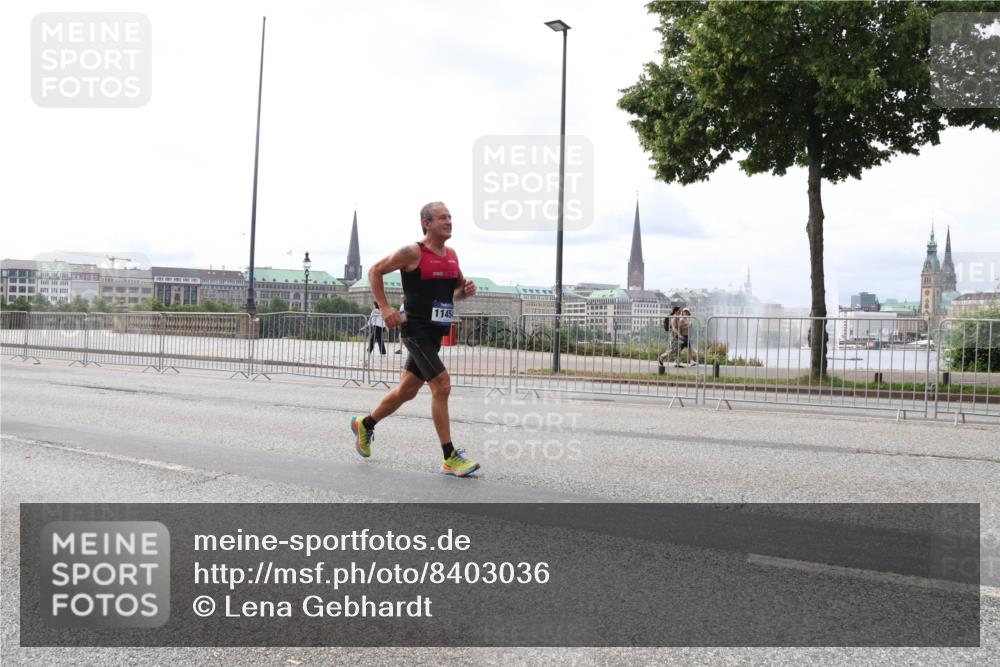 29.06.2025 - hella hamburg halbmarathon Lena Gebhardt http://msf.ph/oto/8403036 29.06.2025 10:24:00 Lombardsbrücke 11454, 1005, 1009, 1304, 1389, 1444, 1545, 2125, 2489, 3013, 3185, 3285, 3579, 4122, 4391, 4597, 4646, 4684, 4990, 4993, 5039, 5055, 5160, 5258, 5260, 5358, 5406, 5661, 5954, 6747, 7013, 7426, 7920, 8031, 8141, 8149, 8181, 8187, 8502, 8676, 8717, 9217, 9603, 9715, 10649, 11044, 11300, 11306, 11347, 11415, 11454, 11793, 12210, 13149, 14521, 15739, 15853, 16251, 17199 meine-sportfotos.de