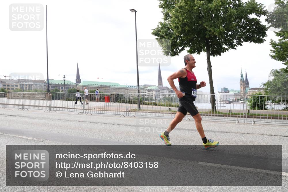 29.06.2025 - hella hamburg halbmarathon Lena Gebhardt http://msf.ph/oto/8403158 29.06.2025 10:24:01 Lombardsbrücke 1005, 1009, 1304, 1389, 1444, 1545, 2125, 2489, 3013, 3185, 3285, 3579, 4122, 4391, 4597, 4646, 4684, 4719, 4990, 4993, 5039, 5055, 5160, 5258, 5260, 5358, 5406, 5661, 5954, 6747, 7013, 7426, 7920, 8031, 8141, 8149, 8167, 8181, 8187, 8297, 8502, 8676, 8717, 9217, 9603, 9715, 10649, 11044, 11300, 11306, 11347, 11415, 11454, 11793, 12210, 13149, 13711, 14521, 15739, 15853, 16251, 17199 meine-sportfotos.de