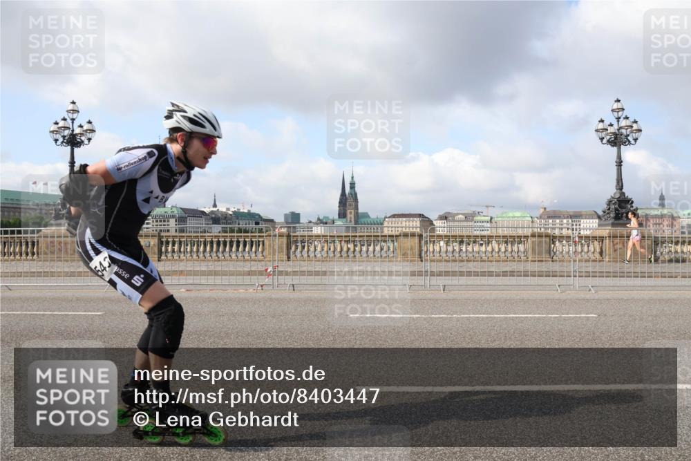 29.06.2025 - hella hamburg halbmarathon Lena Gebhardt http://msf.ph/oto/8403447 29.06.2025 08:54:04 Lombardsbrücke  meine-sportfotos.de