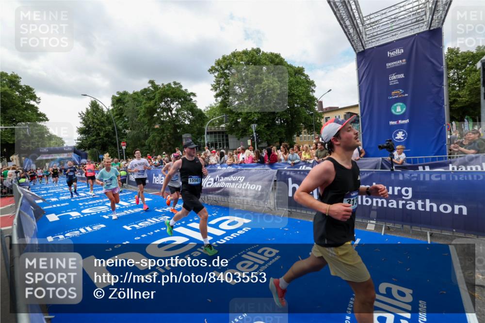 29.06.2025 - hella hamburg halbmarathon Zöllner http://msf.ph/oto/8403553 29.06.2025 10:39:06 Ziel 1164, 1445, 1803, 2262, 3136, 4359, 4759, 6682, 6686, 6687, 11447, 11619, 12137, 15561, 15873, 16820, 18734, 19151 meine-sportfotos.de