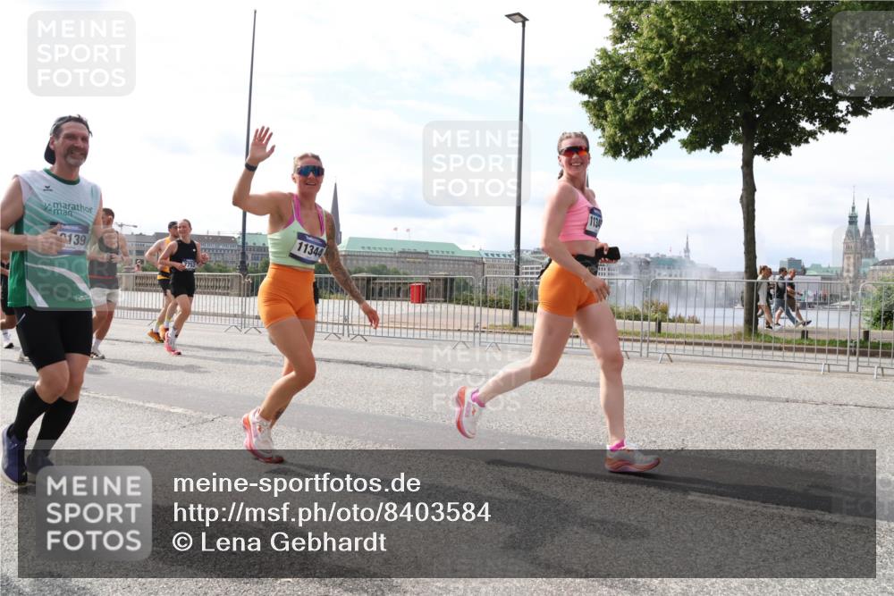 29.06.2025 - hella hamburg halbmarathon Lena Gebhardt http://msf.ph/oto/8403584 29.06.2025 10:16:26 Lombardsbrücke 139, 11344, 1134, 1156, 1212, 1244, 1308, 1599, 1651, 1825, 2071, 2076, 2165, 2347, 2436, 2803, 2835, 2912, 3030, 3134, 3156, 3176, 3484, 3648, 3687, 4478, 4583, 4637, 4828, 5036, 5037, 5046, 5294, 5423, 6024, 6488, 7158, 7358, 7753, 7897, 8169, 8274, 8295, 8317, 8554, 8597, 8645, 8707, 8847, 8857, 9601, 9628, 9664, 9676, 9784, 9802, 9810, 9881, 10076, 10107, 10139, 10141, 10183, 10232, 10292, 10844, 10990, 11344, 11345, 11818 meine-sportfotos.de