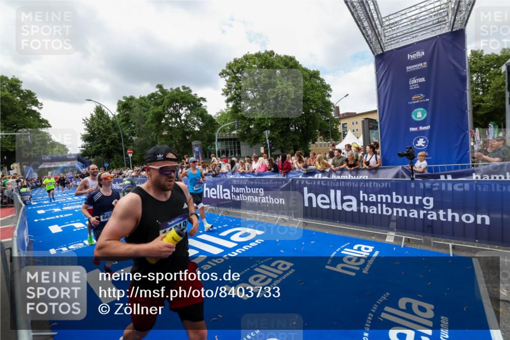 29.06.2025 - hella hamburg halbmarathon Zöllner http://msf.ph/oto/8403733 29.06.2025 10:39:13 Ziel 1445, 3282, 4759, 6686, 6687, 11305, 11619, 12137, 13729, 14311, 15556, 16656, 16820, 17668, 18149, 18547 meine-sportfotos.de