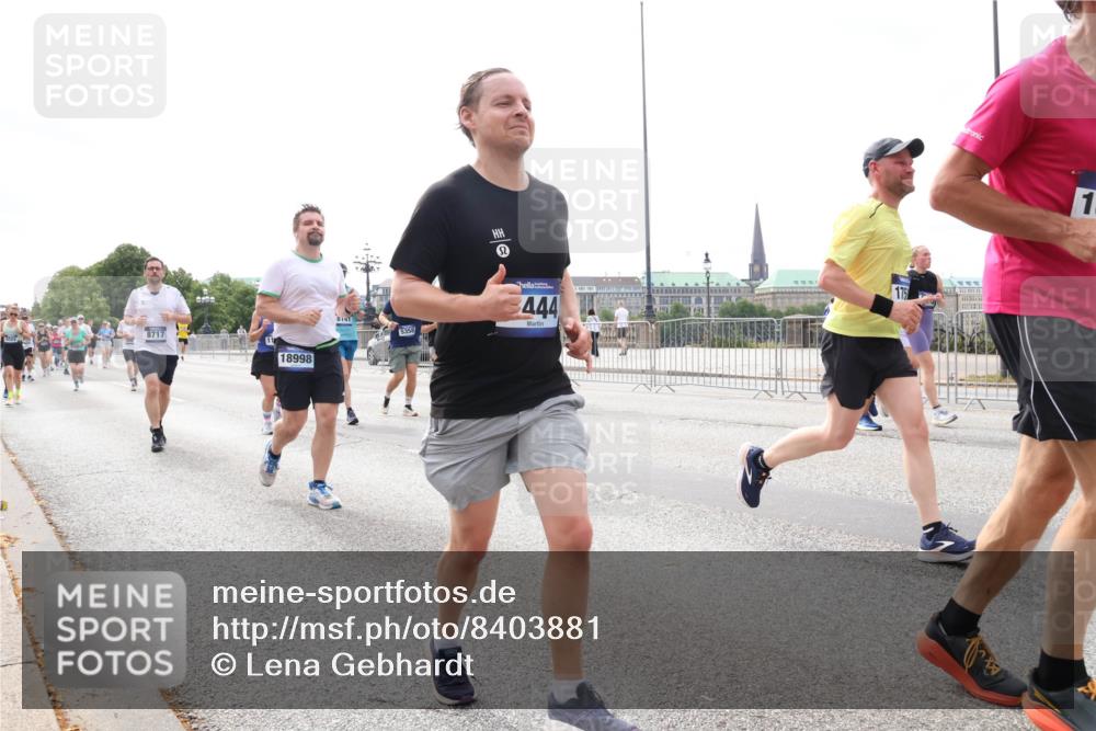 29.06.2025 - hella hamburg halbmarathon Lena Gebhardt http://msf.ph/oto/8403881 29.06.2025 10:24:06 Lombardsbrücke 8717, 18998, 8141, 444, 175, 1, 1005, 1009, 1389, 1444, 1545, 2125, 2132, 2477, 2489, 3013, 3185, 3285, 3579, 4122, 4162, 4597, 4646, 4684, 4719, 4990, 4993, 5039, 5055, 5160, 5258, 5260, 5358, 5661, 5954, 6478, 6524, 6526, 6747, 7013, 7426, 7528, 7920, 8031, 8141, 8149, 8167, 8181, 8187, 8297, 8502, 8676, 8717, 9063, 9217, 9603, 9715, 10649, 11044, 11306, 11347, 11415, 11454, 11793, 12210, 13149, 13711, 14521, 15739, 15853 meine-sportfotos.de
