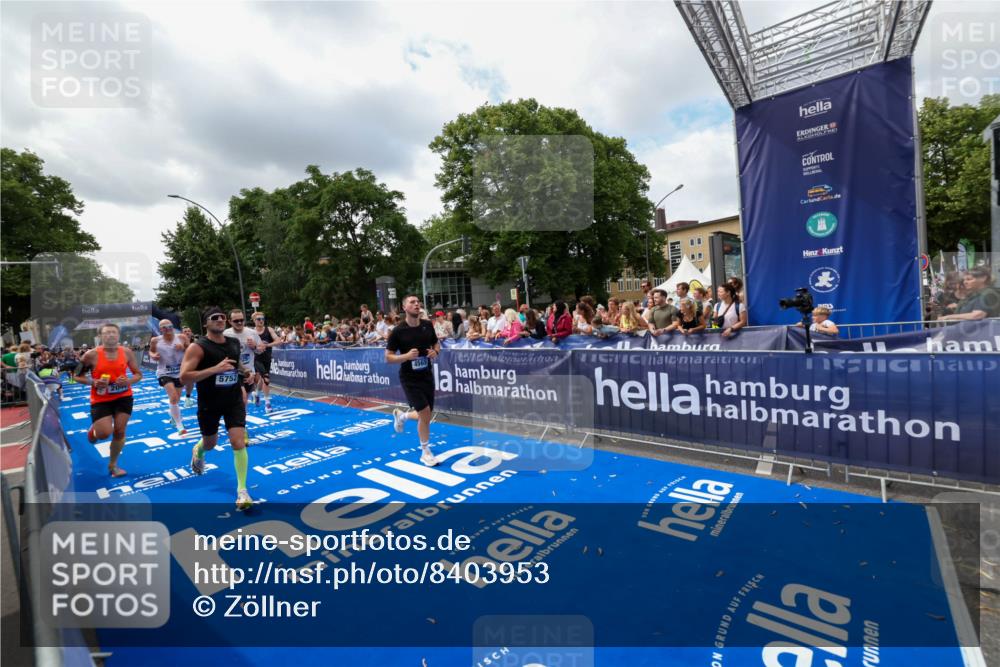 29.06.2025 - hella hamburg halbmarathon Zöllner http://msf.ph/oto/8403953 29.06.2025 10:39:22 Ziel 2044, 4565, 5752, 6037, 8319, 8925, 12046, 13479, 14311, 14359, 15866, 17646 meine-sportfotos.de