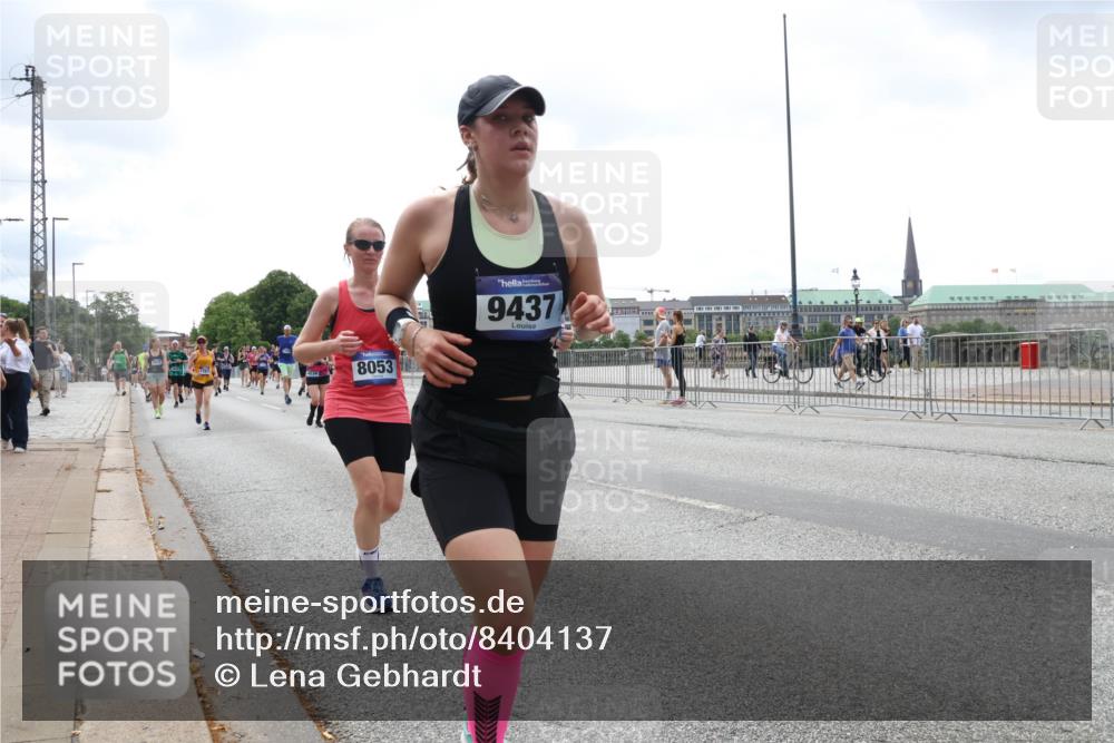 29.06.2025 - hella hamburg halbmarathon Lena Gebhardt http://msf.ph/oto/8404137 29.06.2025 10:41:02 Lombardsbrücke 4234, 8053, 9437, 1075, 1317, 1323, 1731, 2042, 2173, 2206, 2229, 2299, 2805, 2858, 3121, 3306, 3432, 3532, 3533, 3694, 4044, 4234, 4411, 4412, 4530, 4612, 4638, 4774, 4775, 4972, 5086, 5225, 5549, 5688, 5689, 5753, 6088, 6098, 6163, 6289, 6474, 6842, 7293, 7661, 7821, 7829, 7956, 8053, 8054, 8293, 8378, 8385, 8429, 8430, 8751, 8769, 8878, 8992, 9009, 9237, 9962, 10269, 10407, 10644, 10835, 11053 meine-sportfotos.de