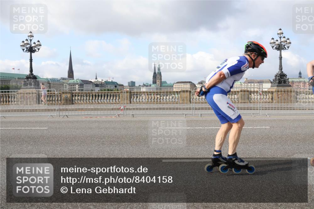 29.06.2025 - hella hamburg halbmarathon Lena Gebhardt http://msf.ph/oto/8404158 29.06.2025 08:54:11 Lombardsbrücke  meine-sportfotos.de