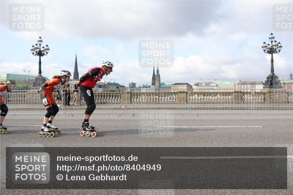 29.06.2025 - hella hamburg halbmarathon Lena Gebhardt http://msf.ph/oto/8404949 29.06.2025 08:54:22 Lombardsbrücke  meine-sportfotos.de