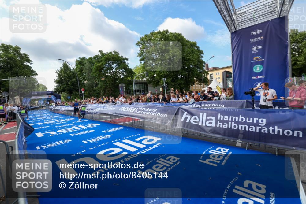 29.06.2025 - hella hamburg halbmarathon Zöllner http://msf.ph/oto/8405144 29.06.2025 10:04:11 Ziel 15 meine-sportfotos.de